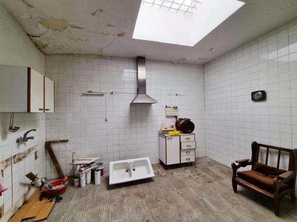 Edificio de uso mixto