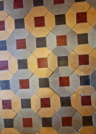 Edificio de uso mixto