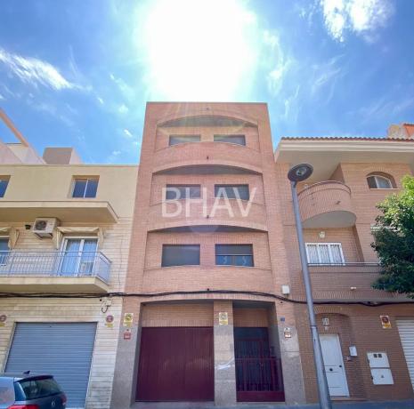 Edificio en Alcalde Felipe Mallol