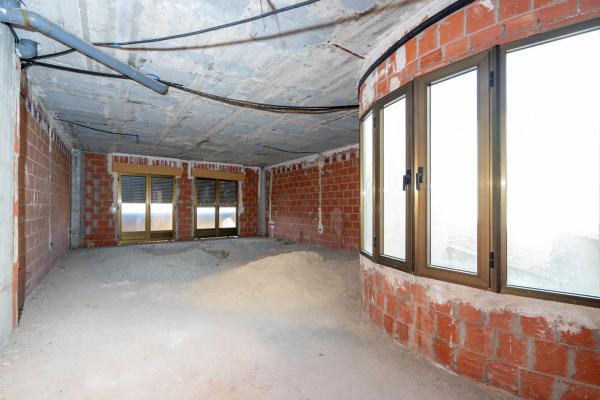 Edificio en plaza Alcalde Felipe Mallol