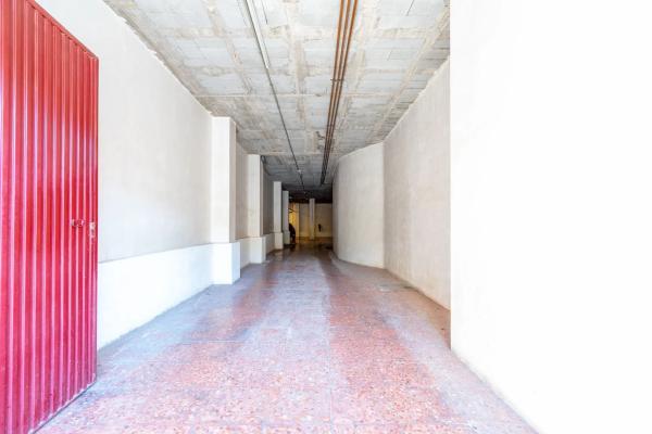 Edificio en plaza Alcalde Felipe Mallol