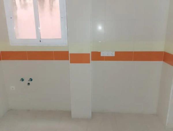 Edificio en avenida del País Valencià