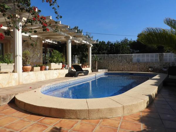 Edificio hotelero en Partida Calalga