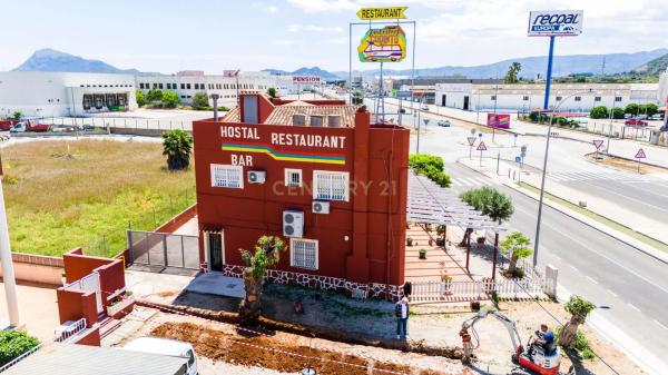 Edificio en avenida Valencia