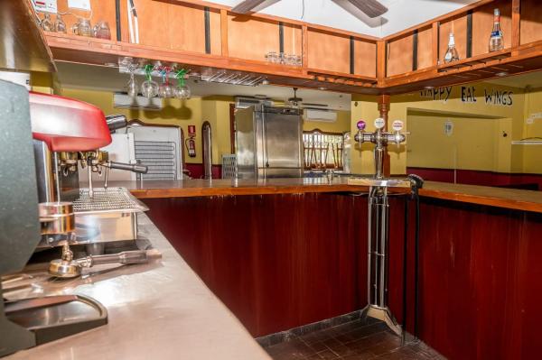 Edificio en carretera de les Marines a Dénia