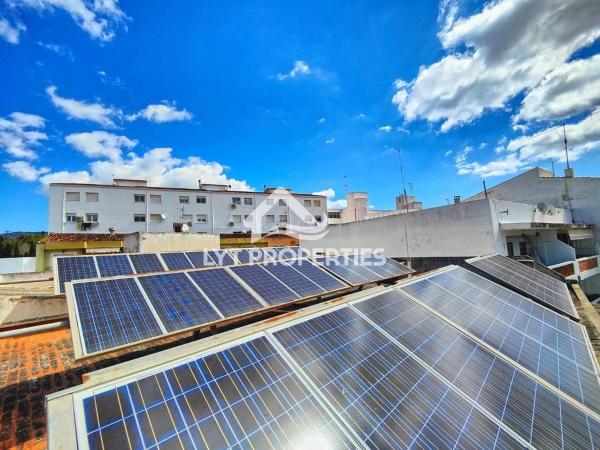 Edificio en Gata de Gorgos