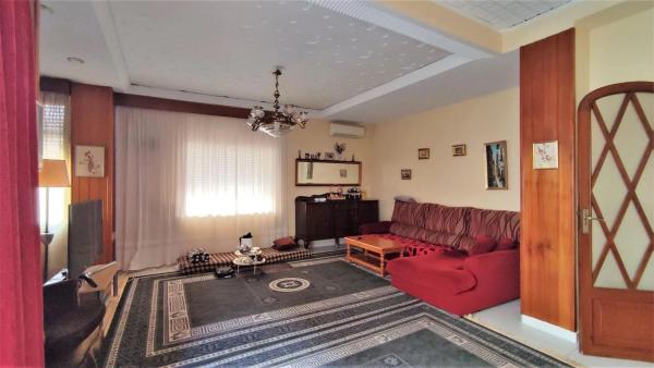 Edificio en calle del Mestre Serrano