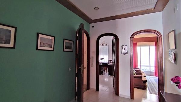 Edificio en calle del Mestre Serrano