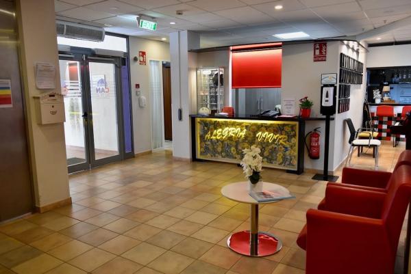 Edificio en calle Consell, 2