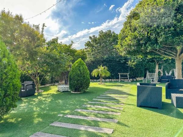 Edificio hotelero en calle la Mar