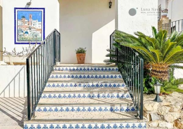 Edificio hotelero en calle la Mar