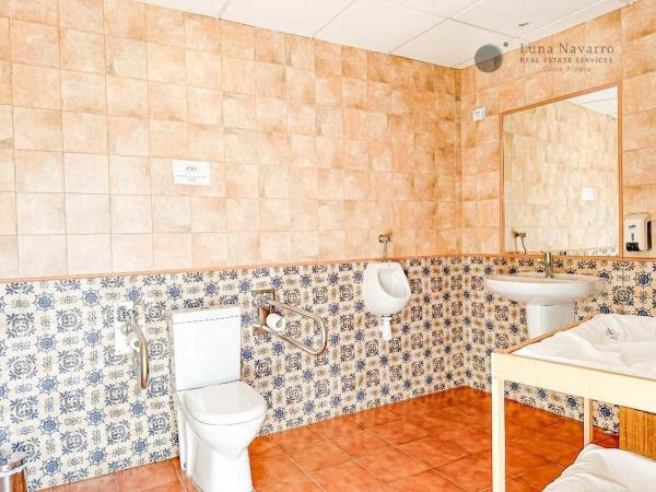 Edificio hotelero en calle la Mar