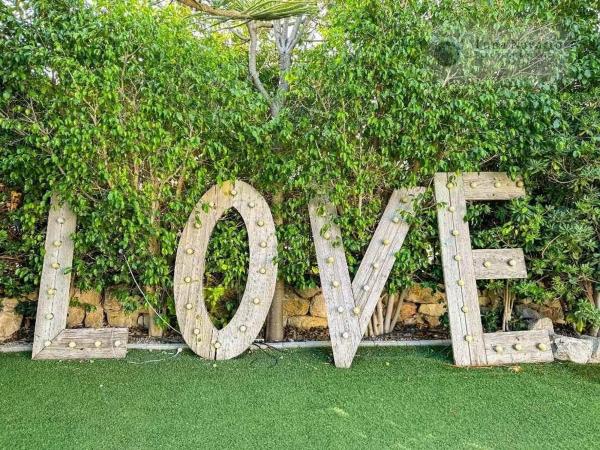 Edificio hotelero en calle la Mar