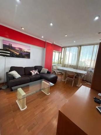 Edificio hotelero en calle del Esperanto