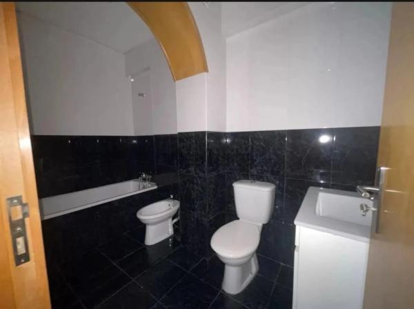 Edificio hotelero en calle del Esperanto