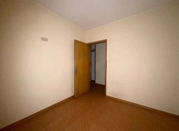 Edificio hotelero en calle del Esperanto