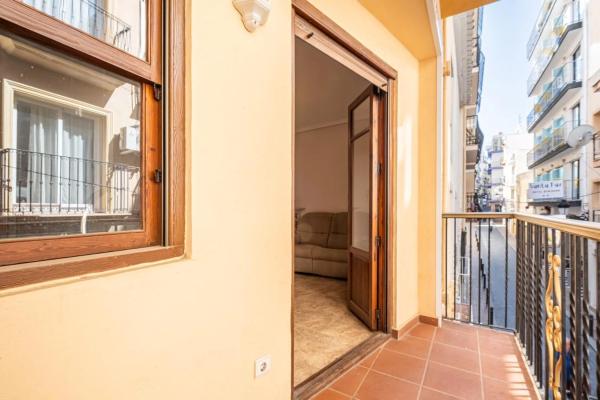 Edificio en calle de Santa Faç