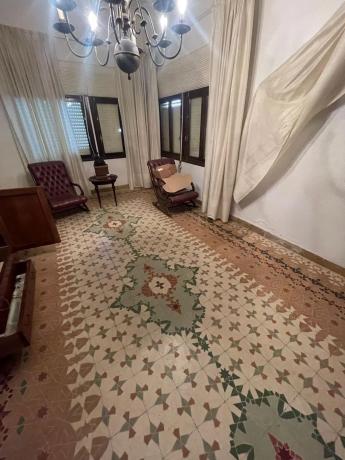 Edificio en calle Metge en Cosme Bayona, 1