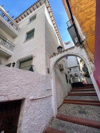 Edificio en calle Metge en Cosme Bayona, 1