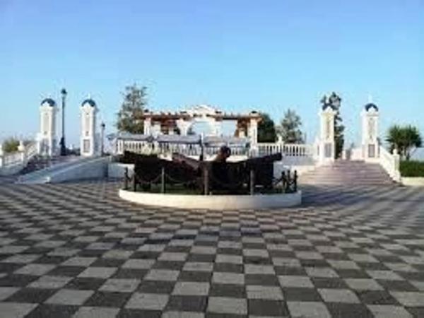 Edificio en calle Metge en Cosme Bayona, 1