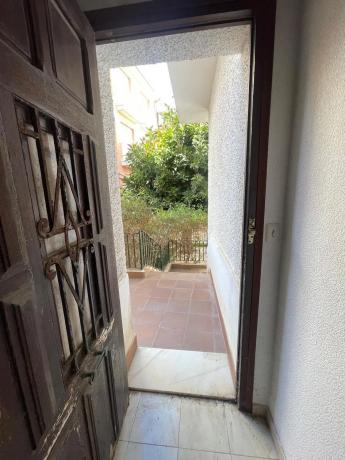 Edificio en calle Metge en Cosme Bayona, 1