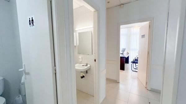 Edificio de uso mixto en calle Pagre, 2