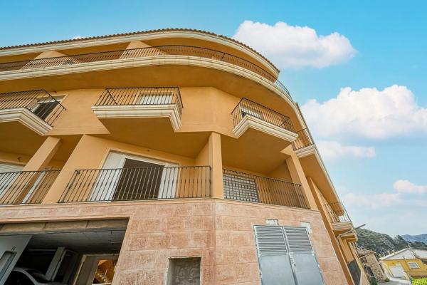 Edificio en Partida el Poble d'Alt