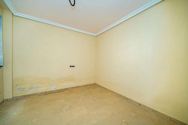 Edificio en Partida el Poble d'Alt