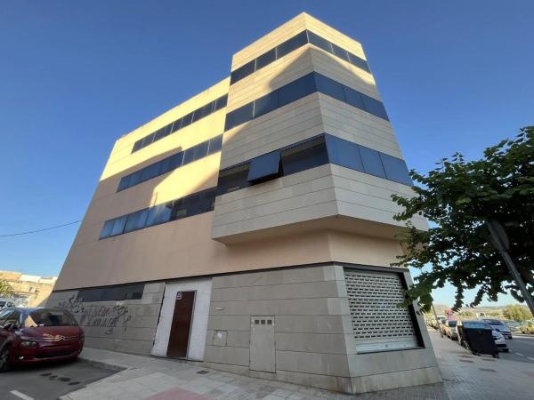 Edificio en Monforte del Cid