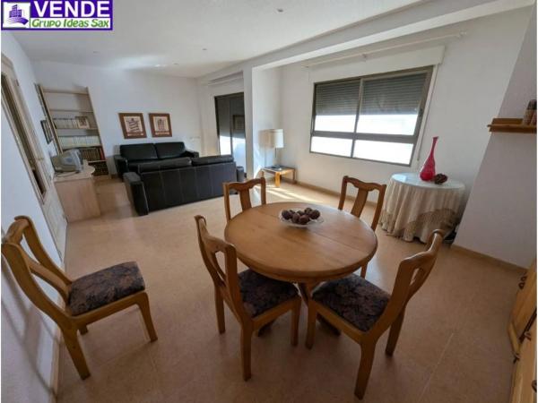 Edificio en calle Gabriel Miró