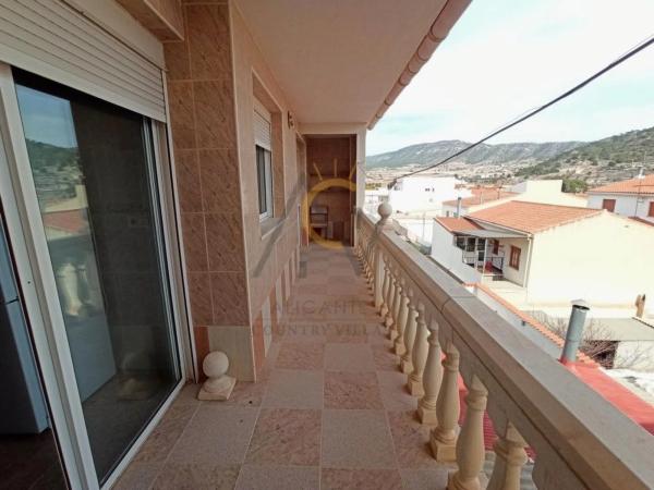 Edificio en calle Pintor Laureano Martín, 17 -11