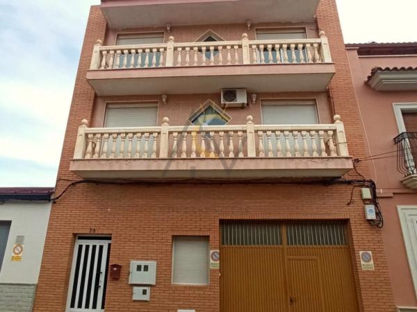 Edificio en calle Pintor Laureano Martín, 17 -11