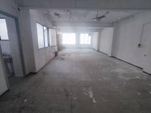 Edificio en calle Pablo Picasso