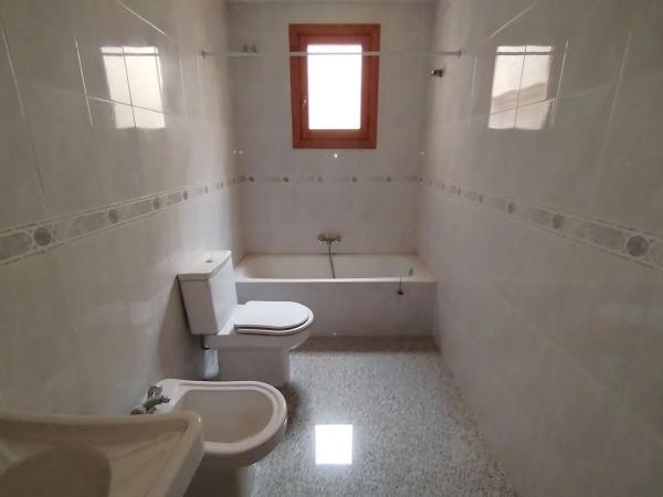 Edificio en calle Isidro Pastor Casas