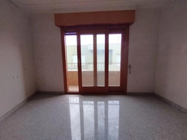 Edificio en calle Isidro Pastor Casas