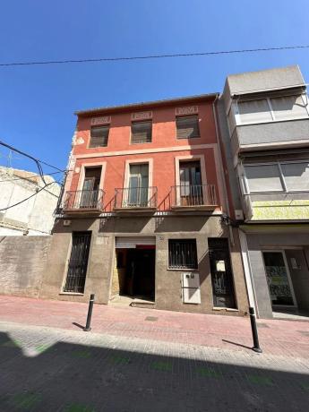 Edificio en calle San Roque