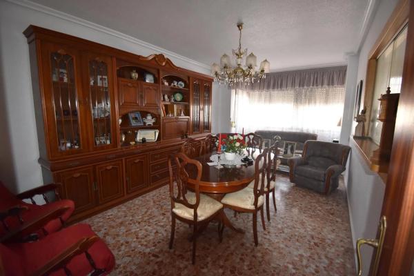 Edificio en San Crispín - Huerta Nueva - Estación