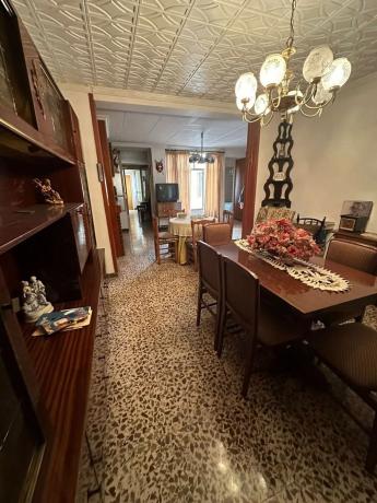 Edificio en calle Manuel Maestre