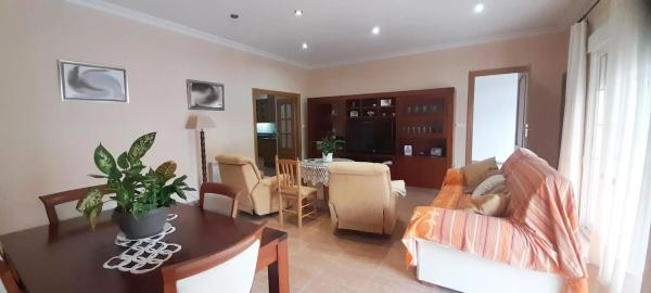 Edificio en Barrio La Coca - La Nía - Vistahermosa