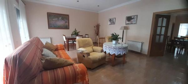 Edificio en Barrio La Coca - La Nía - Vistahermosa