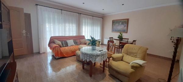 Edificio en Barrio La Coca - La Nía - Vistahermosa