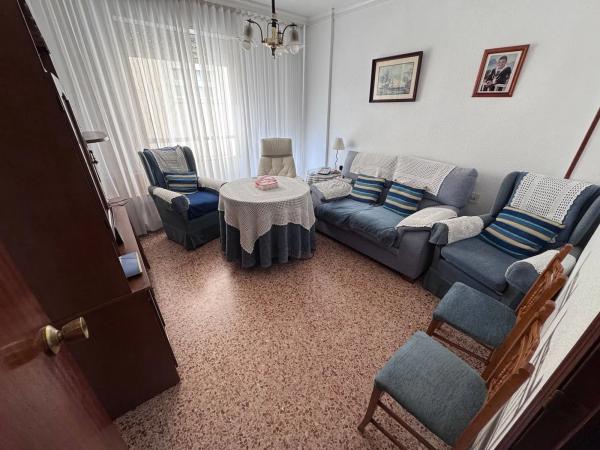 Piso en CL Escultor Navarro Santafe