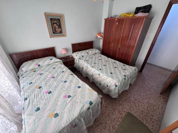 Piso en CL Escultor Navarro Santafe