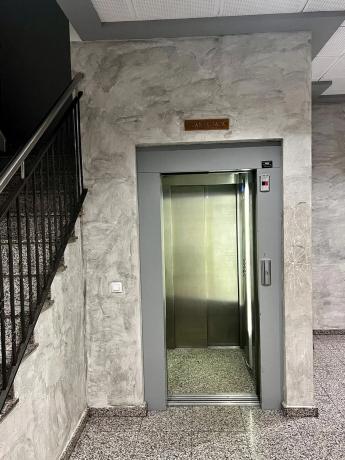 Piso en calle de la Virgen, 19