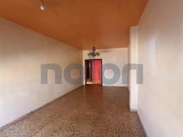 Piso en avenida Juan Carlos I