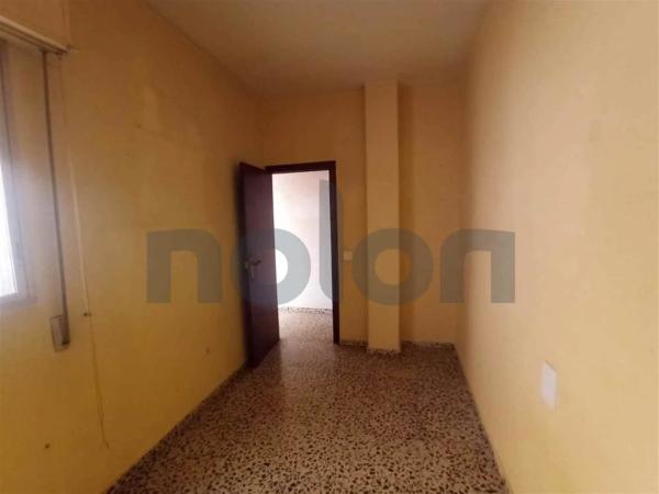 Piso en avenida Juan Carlos I