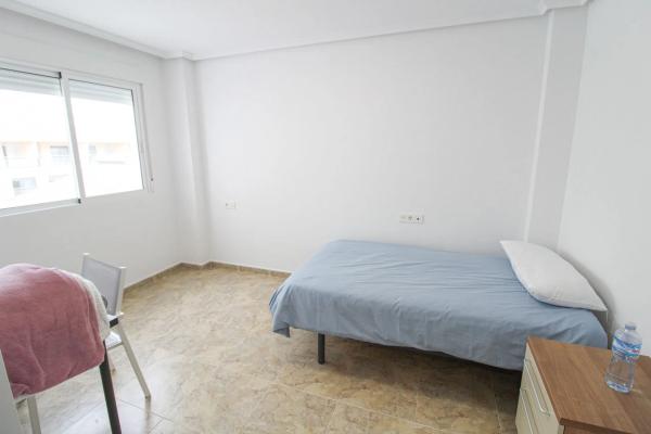 Piso en calle la Granada, 25