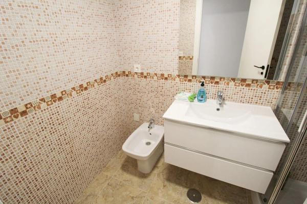 Piso en calle la Granada, 25