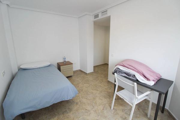 Piso en calle la Granada, 25