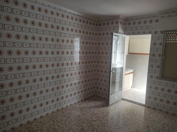 Piso en calle Juan Carlos I, 80